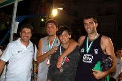 Los finalistas con sus medallas