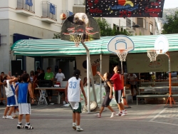 También las chicas del CABU en juego.